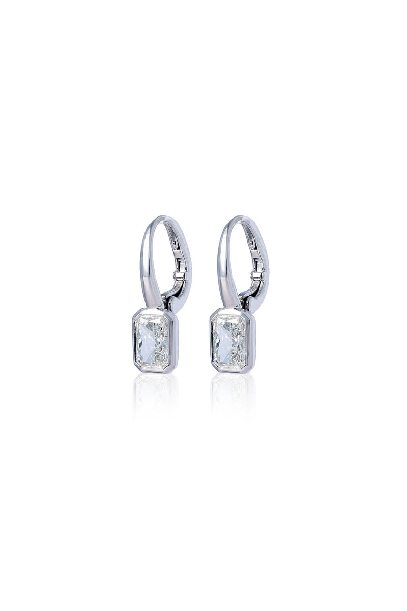 Floating Diamond Studs (Radiant)