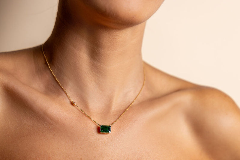 Bezel Set Emerald Necklace (Emerald-Cut)