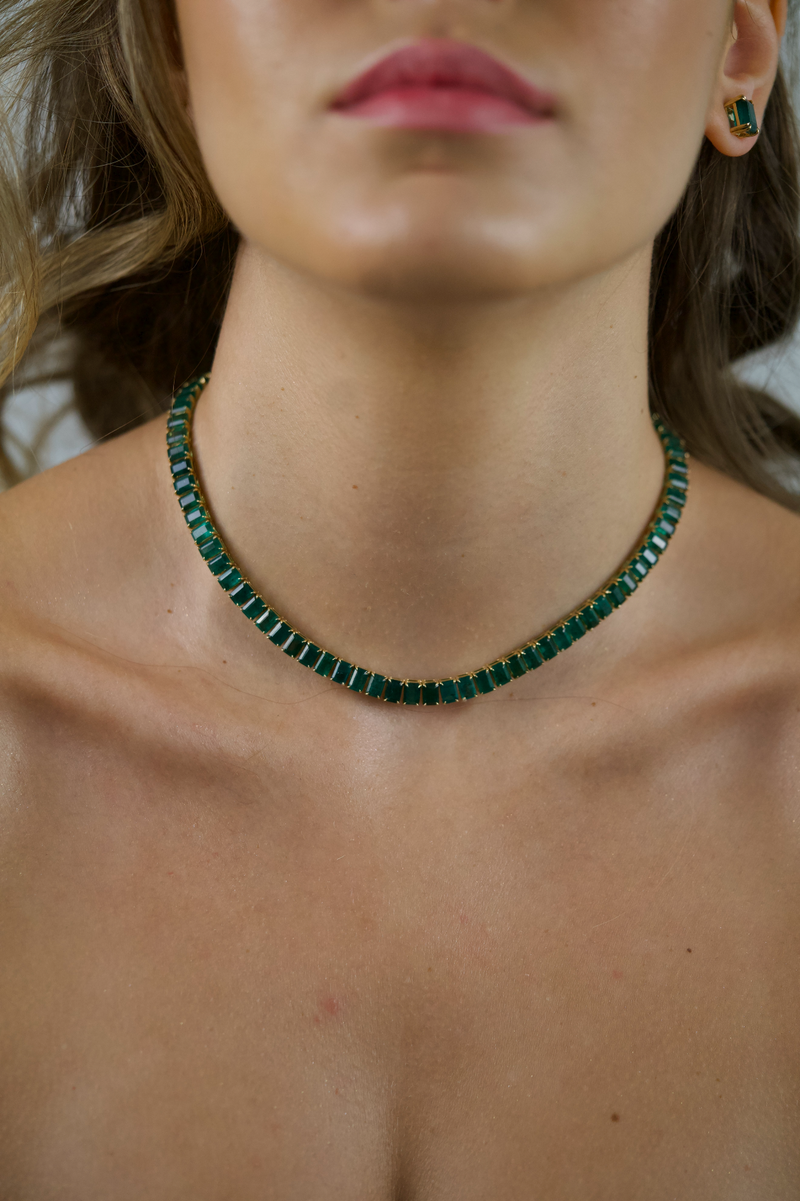 Emerald cut tennis chain deals